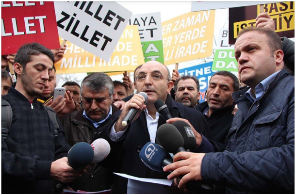 Zaman Gazetesi Çöpe!